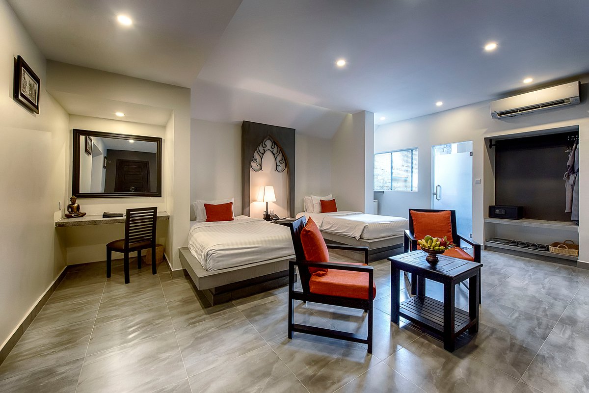 10902central-suite-residence-04.jpg