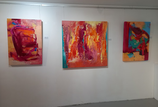10905sleuk-rith-contemporary-art-gallery-02.jpg