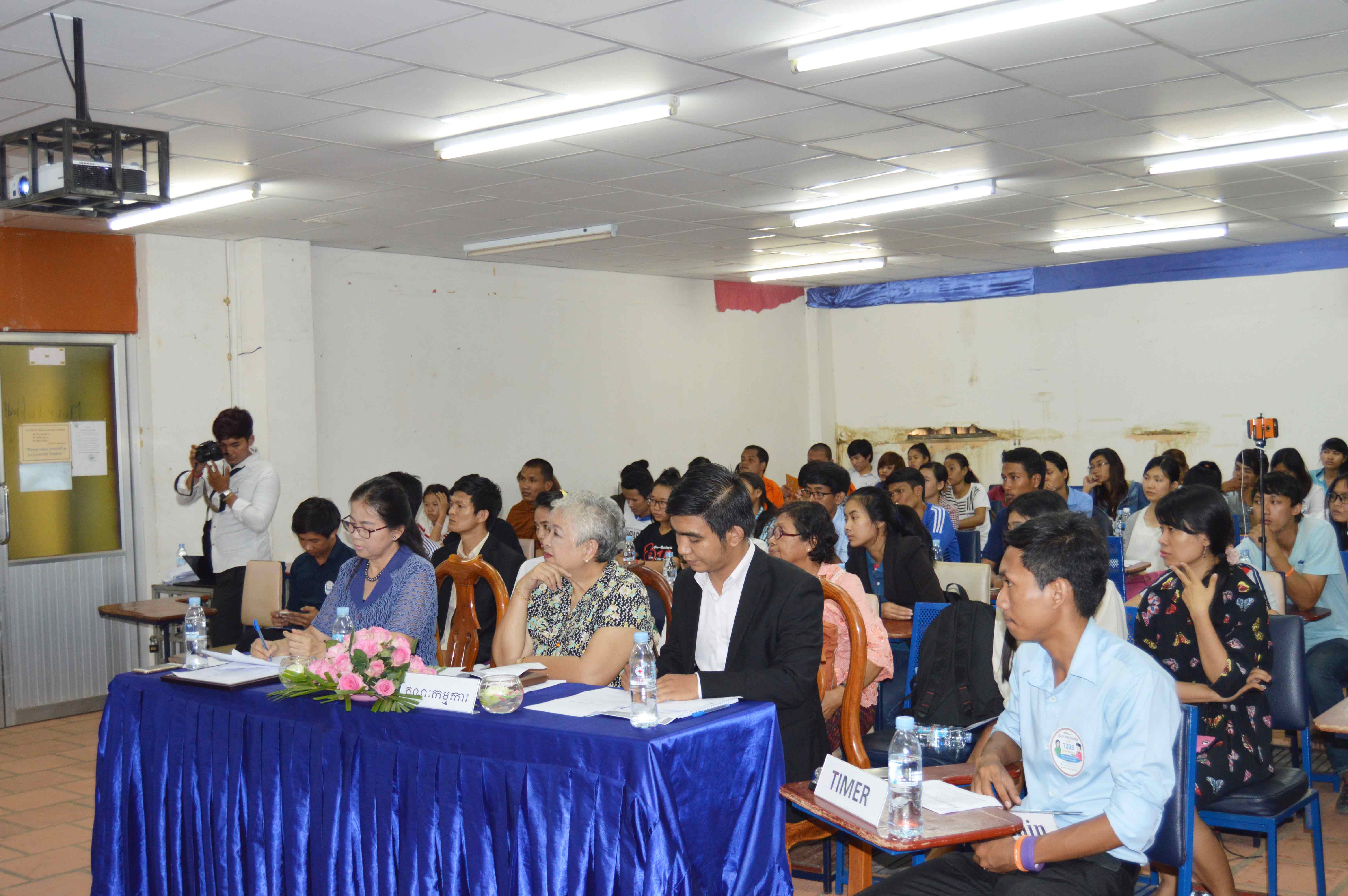 12269khemarak-university-02.jpg