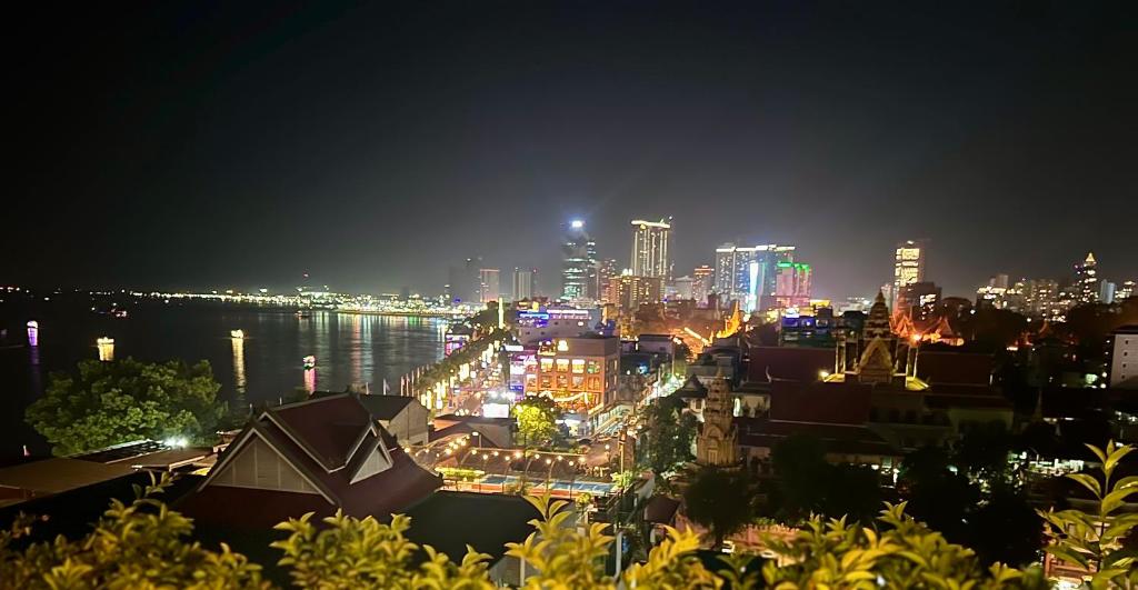 12867harmony-phnom-penh-hotel-03.jpg