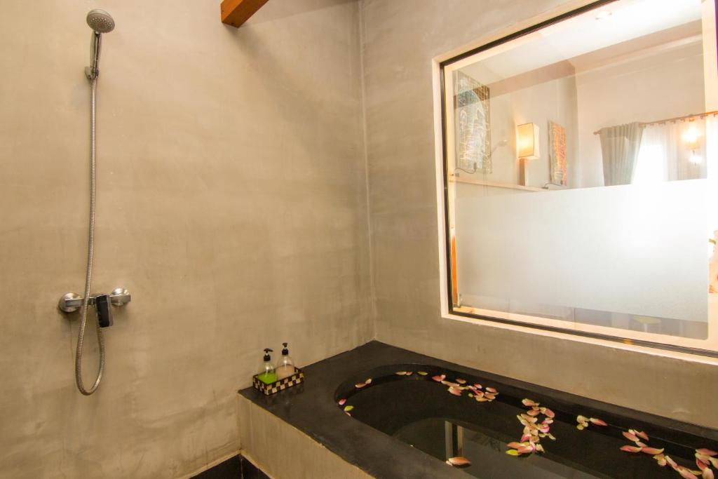 13220lok-taneuy-residence-04.jpg