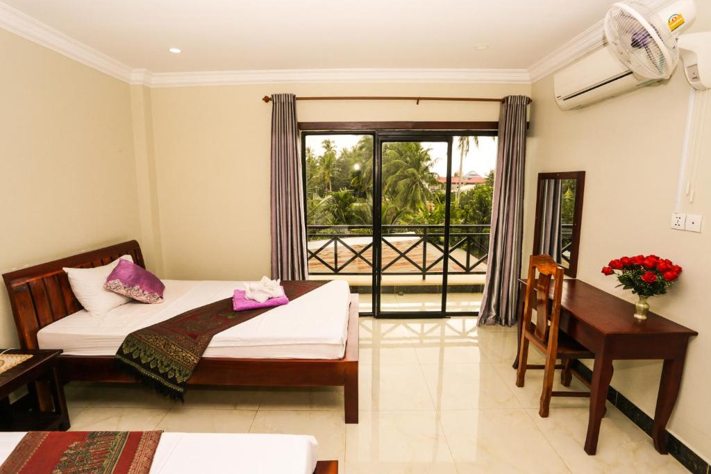 13898blue-diamond-hostel-03.jpg