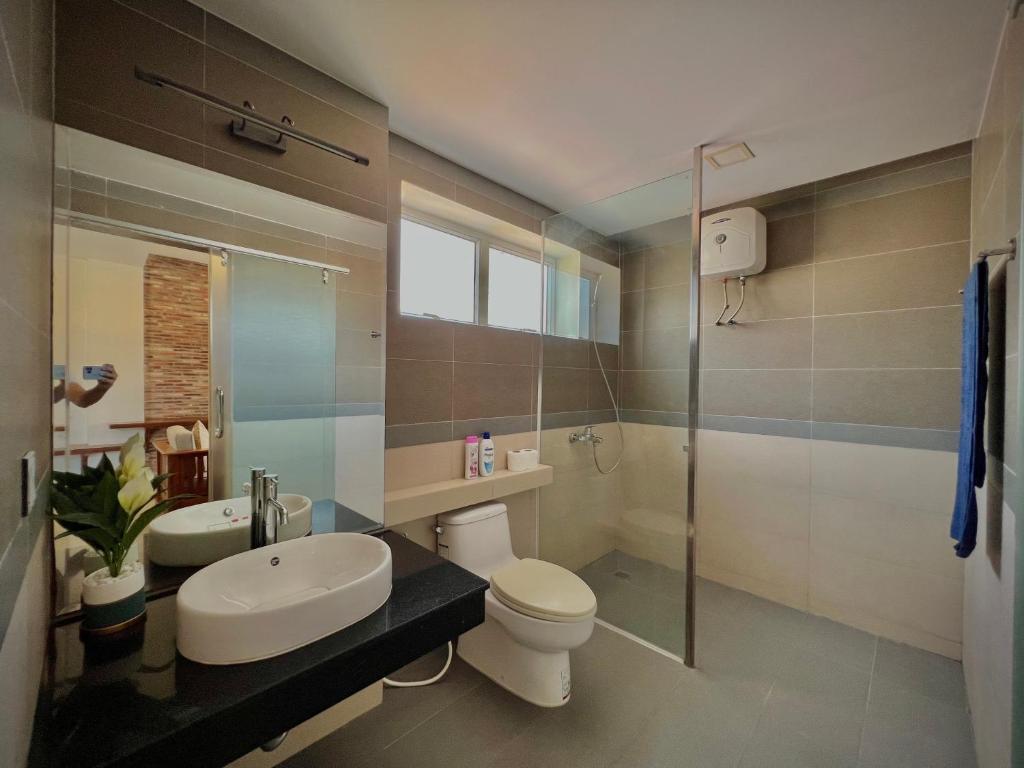 14023wh-bassac-residence-04.jpg