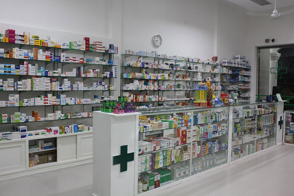 1747sangvathpich-pharmacy-04.jpg