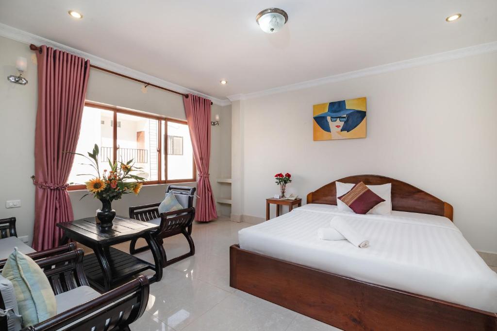 18460sinaka-angkor-hotel-02.jpg