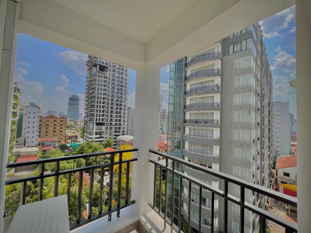 2304wh-bassac-residence-05.jpg