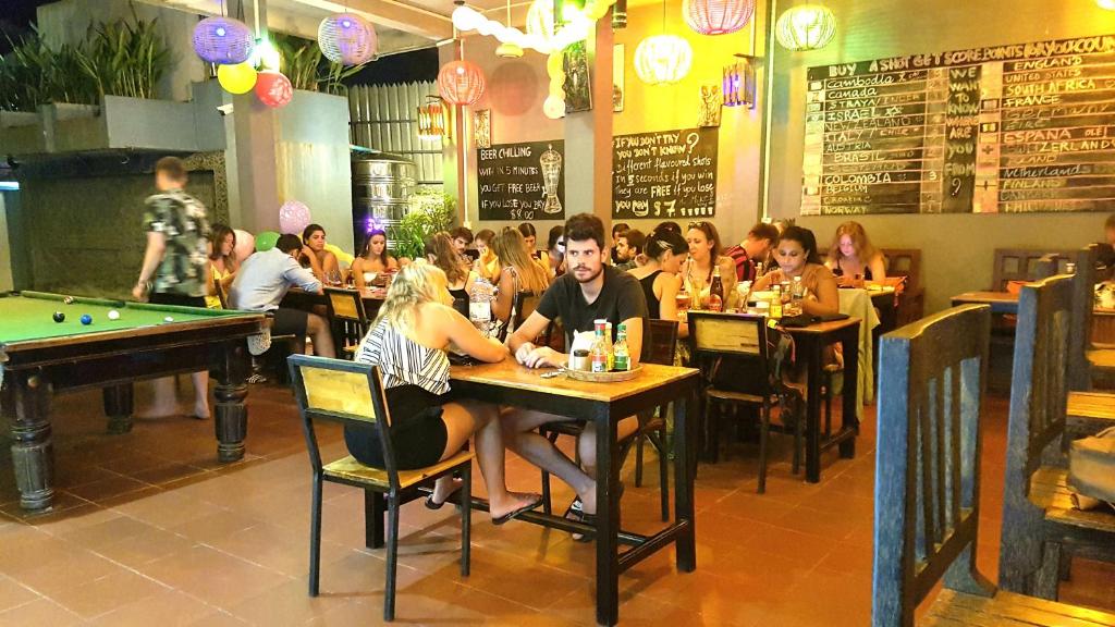 24946siem-reap-pub-hostel-06.jpg
