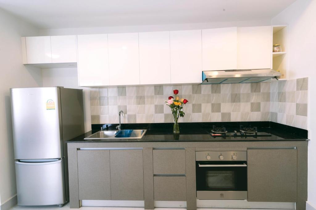 26441sun-apartment-04.jpg