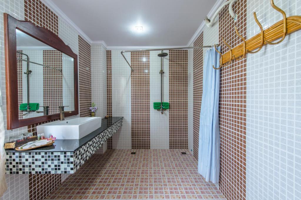 29054delux-villa-04.jpg