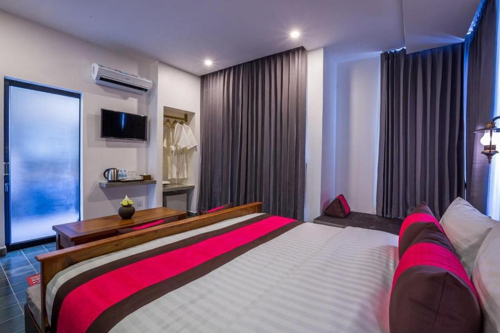 29277eland-hotel-04.jpg