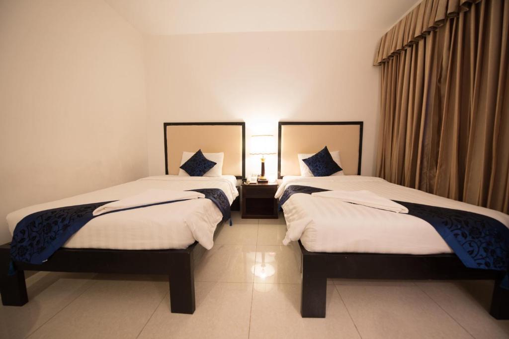32379homesyn-hotel-06.jpg