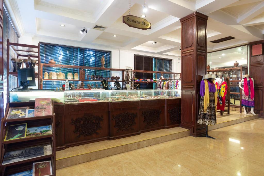 34653kingdom-angkor-hotel-06.jpg