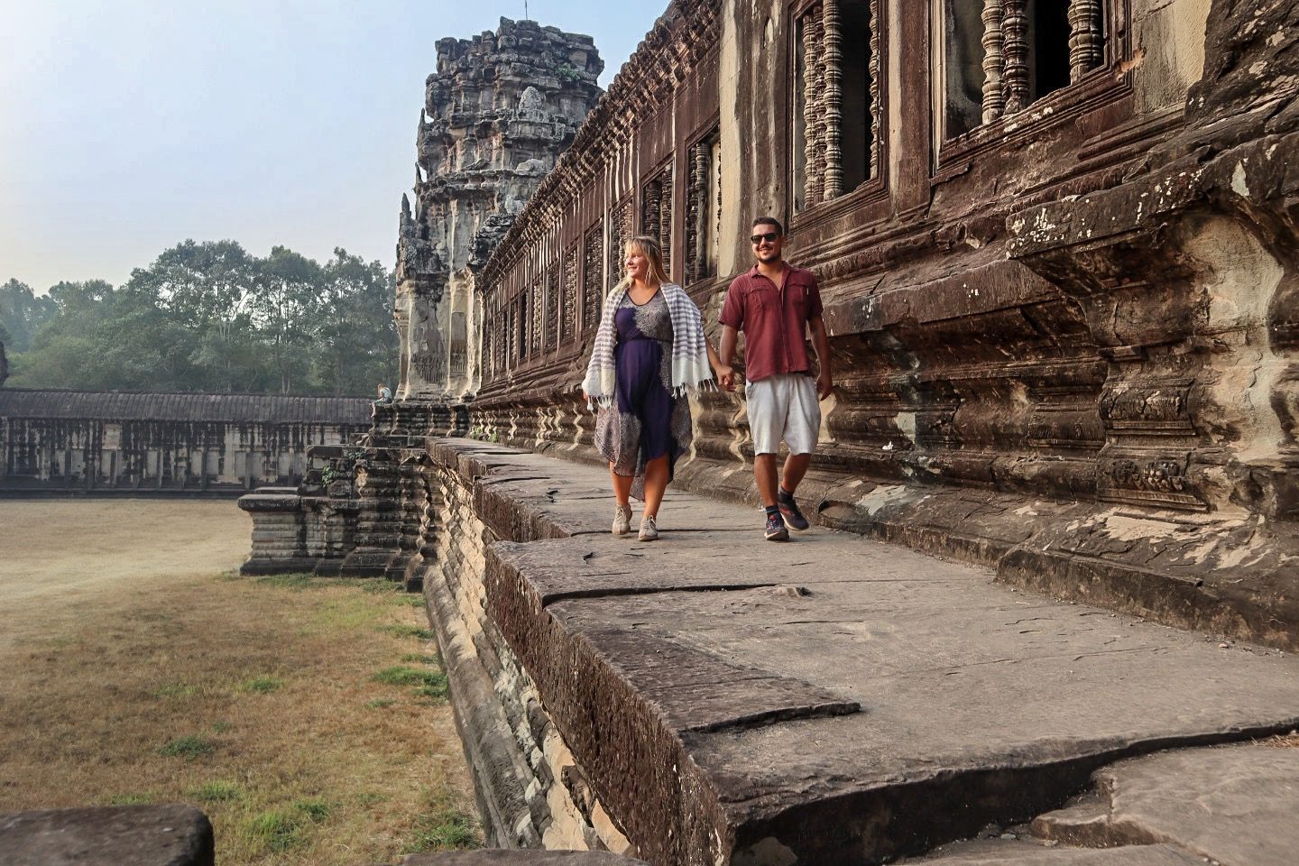 34672la-route-angkor-travel-&-tours-02.jpg
