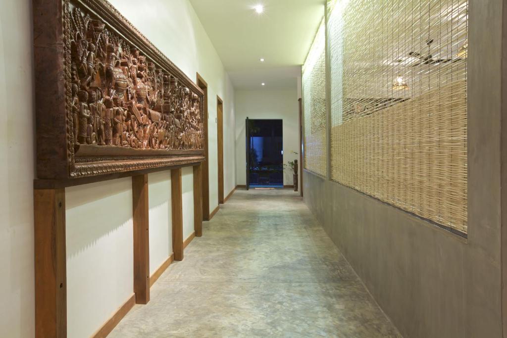 36891chhouy-vathna-angkor-boutique-05.jpg