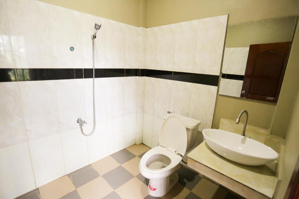 39138blue-diamond-hostel-05.jpg