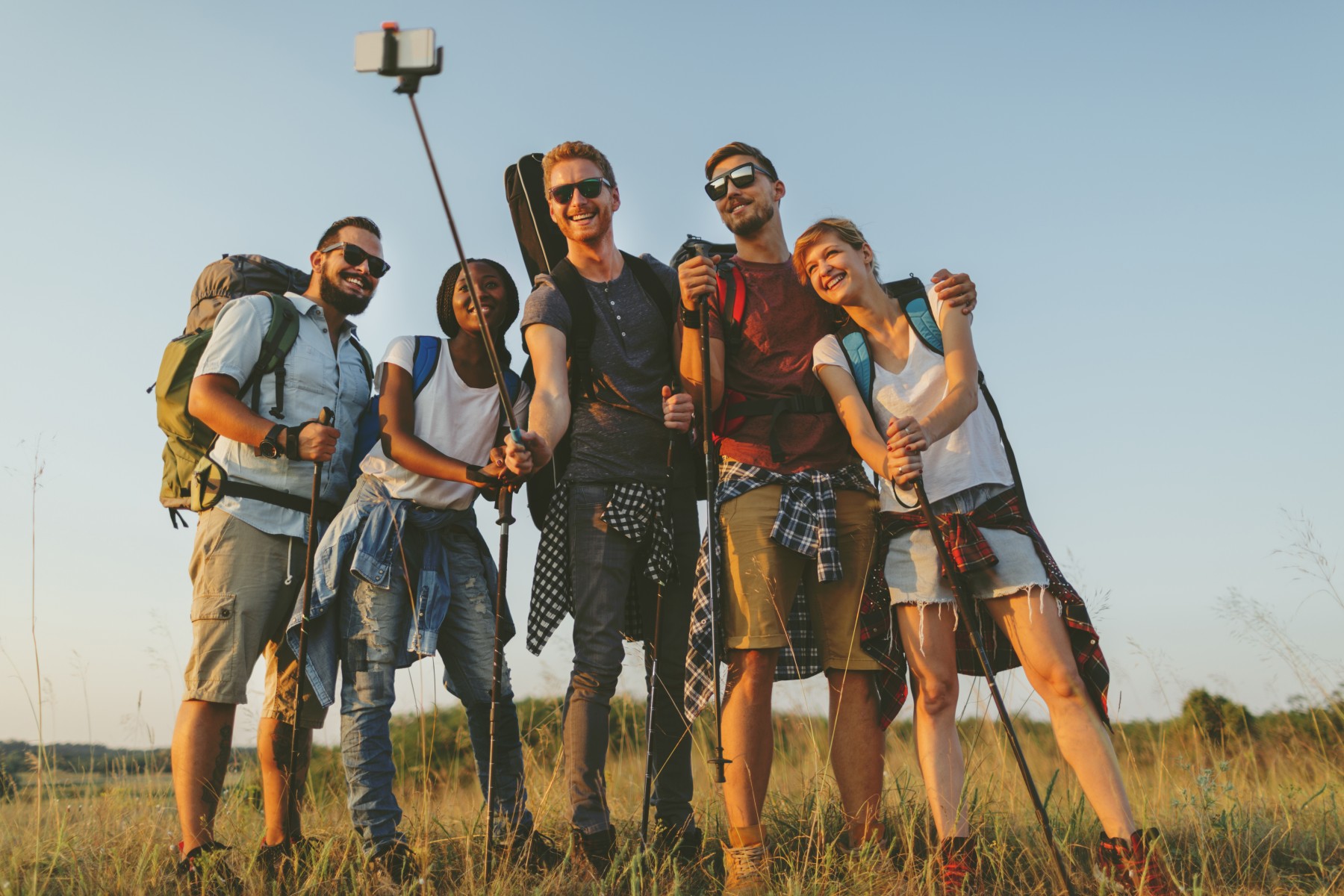 40922happy-travel-02.jpg