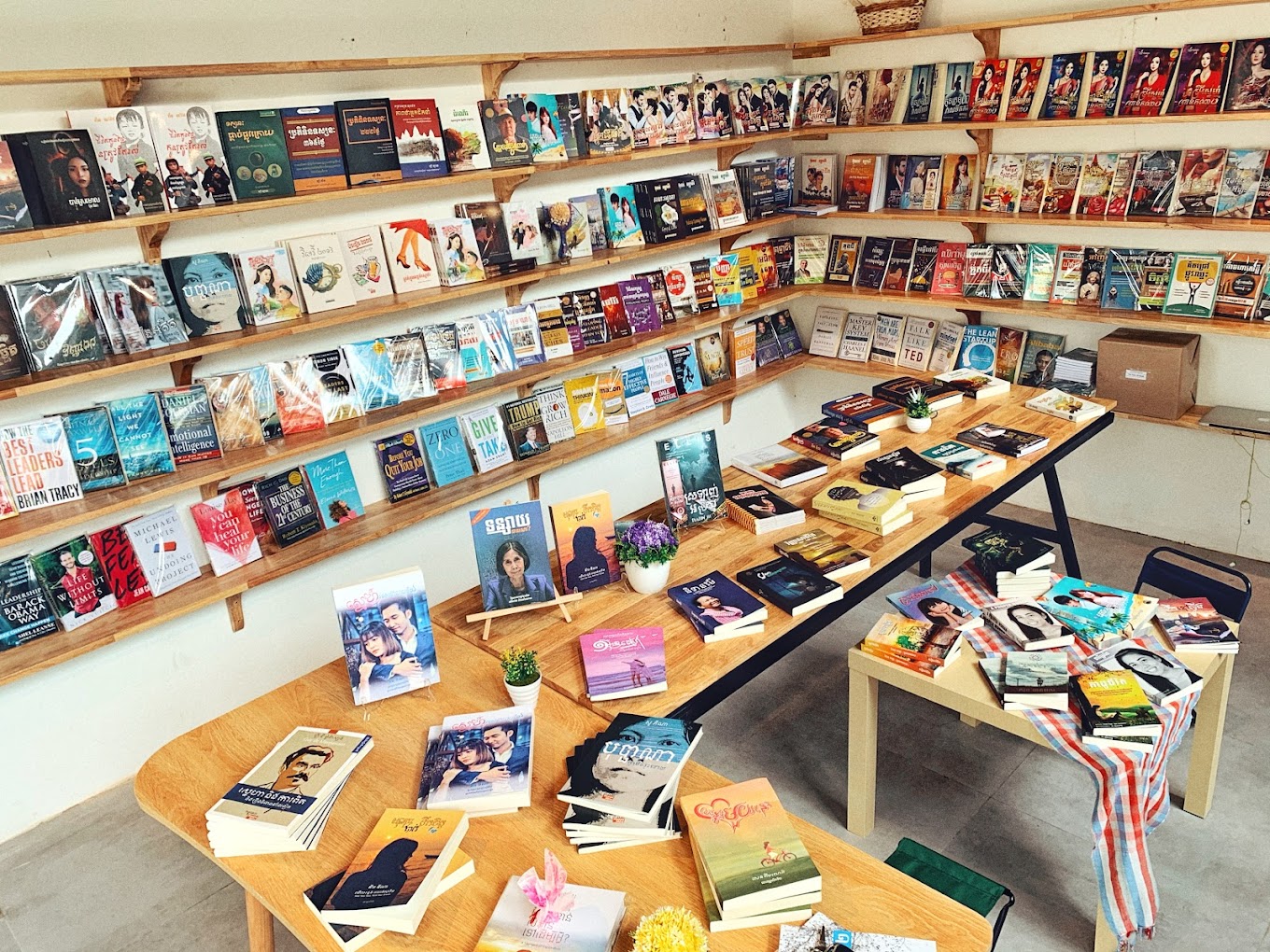 41000le-story-bookshop-03.jpg