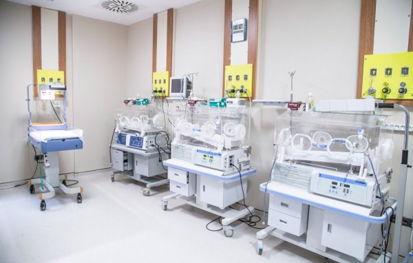 42097clinic-and-maternity-visal-02.jpg