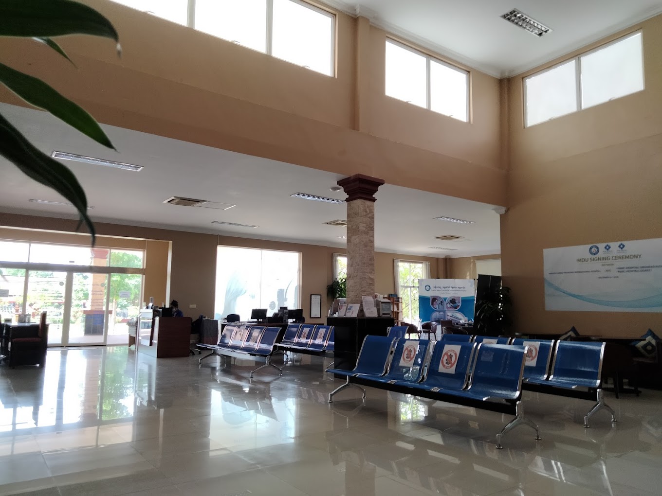 43773angkor-japan-friendship-international-hospital.-02.jpg