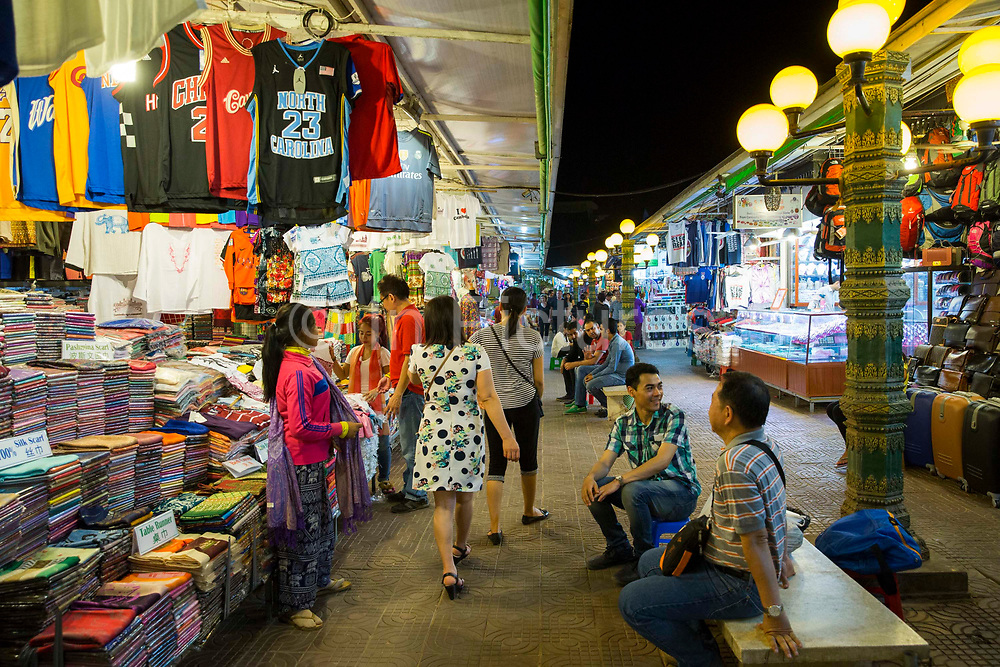 45446siem-reap-art-center-night-market-02.jpg