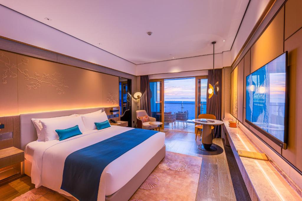 45518howard-johnson-plaza-by-wyndham-blue-bay-sihanoukville-02.jpg