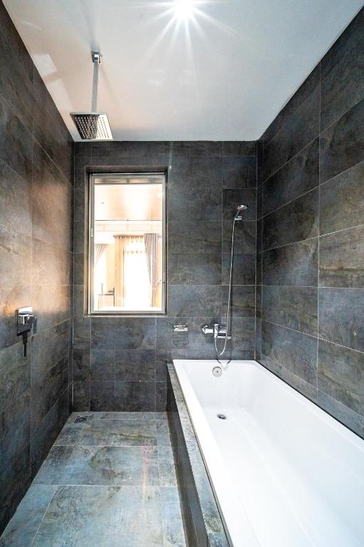 47898lcs-hotel-&-apartment-05.jpg