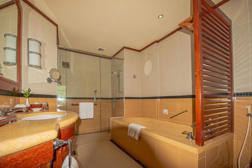 48763sokha-angkor-resort-03.jpg