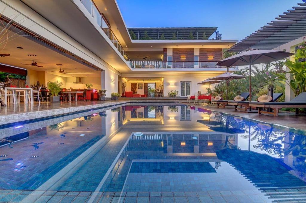 48848villa-asaliah---private-luxury-holiday-villa-02.jpg