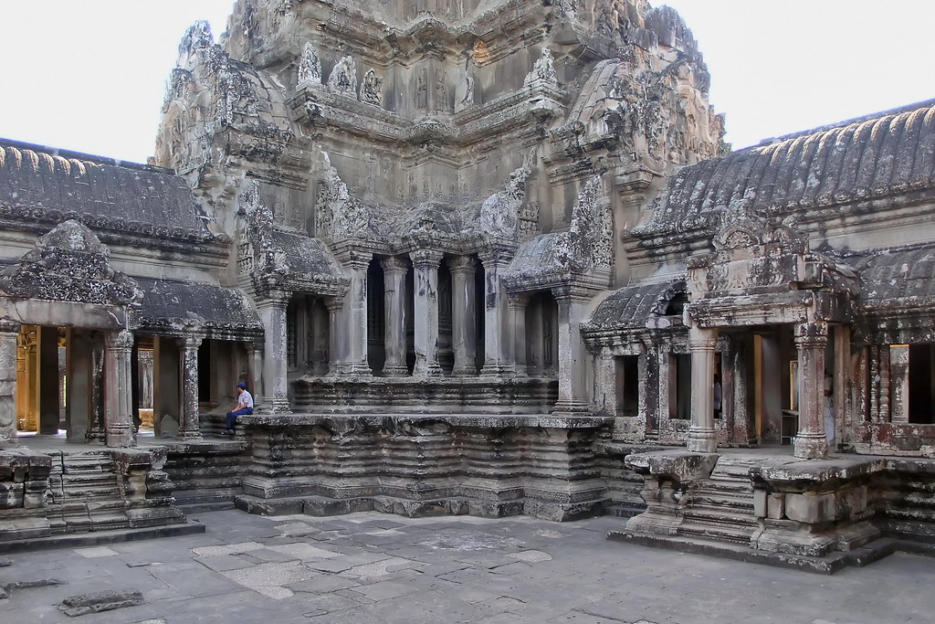 48932angkor-reach-printing-&-advertising-03.jpg