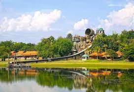 50195kampong-thom-playground-02.jpg