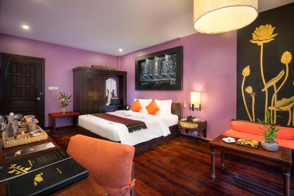 50869golden-temple-hotel-02.jpg