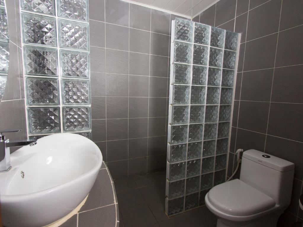 51602mittali-beach-hotel-02.jpg