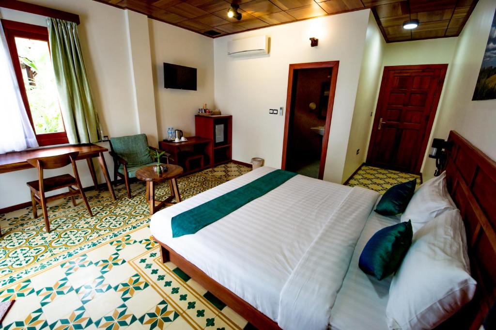 5163sunbird-garden-resort-02.jpg