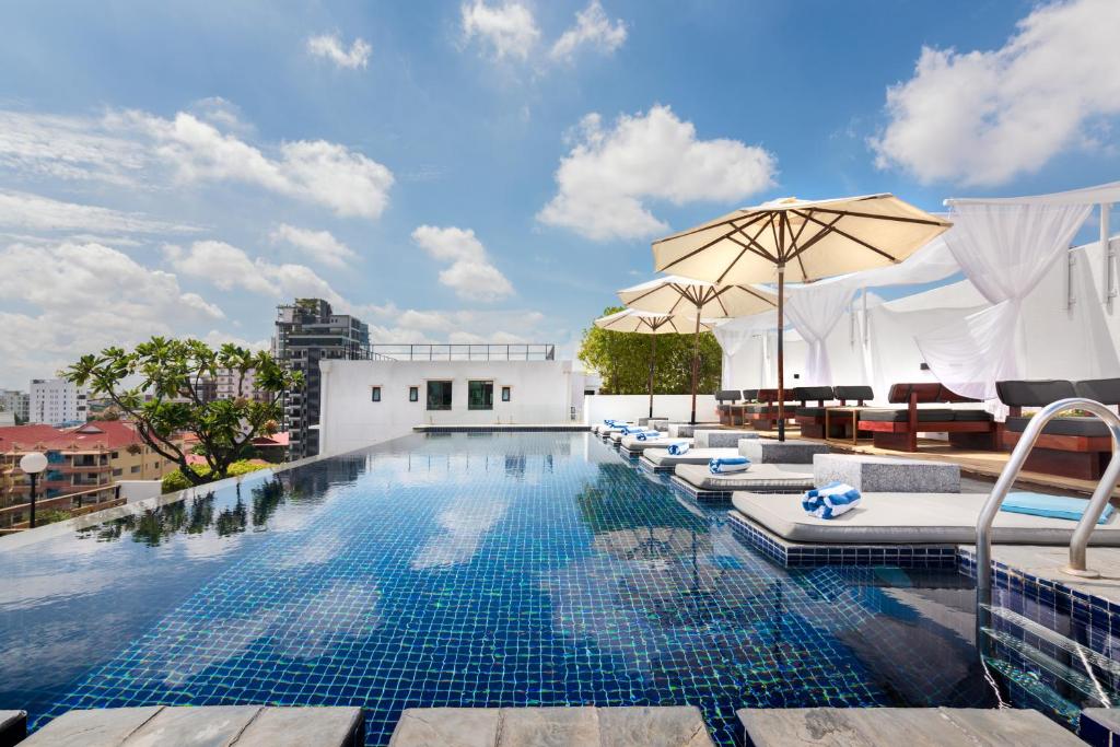 52600patio-hotel-&-urban-resort-02.jpg