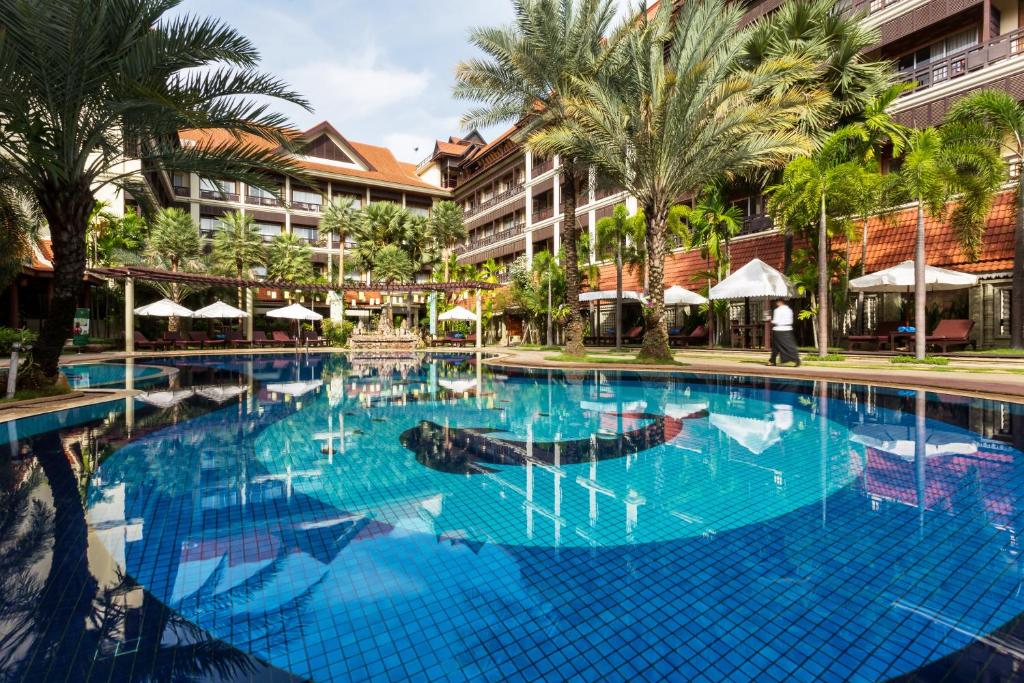 52772empress-angkor-resort-&-spa-02.jpg