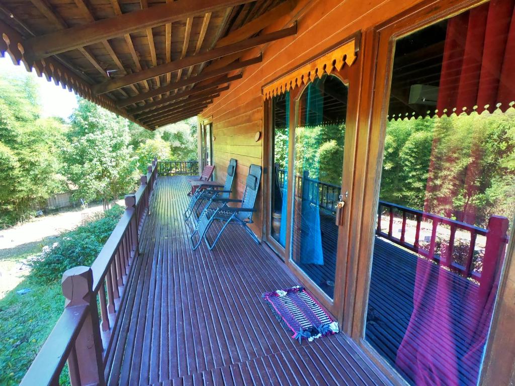 5425molyka-lodge-04.jpg