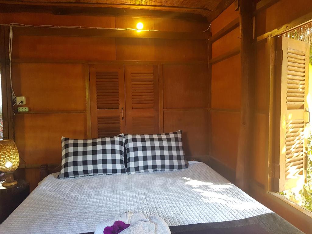 5553kakrona-pouk-homestay-02.jpg