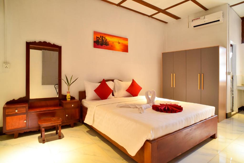 56520daisy-angkor-bungalow-02.jpg