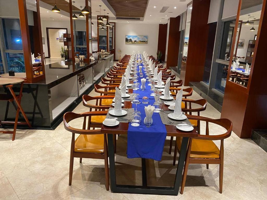 56568v-v-hotel-battambang-04.jpg