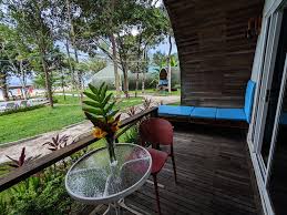 6111tube-resort-06.jpg