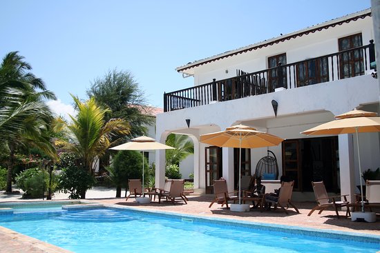 61855moonshine-guesthouse-05.jpg