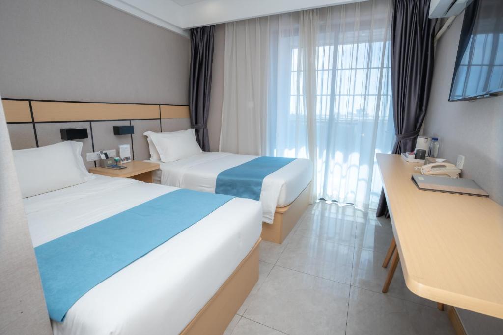 62012ark-hotel-02.jpg