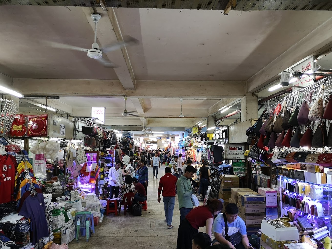 6351olympic-market-02.jpg
