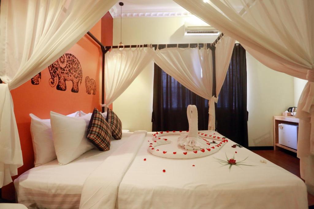 64625central-indochine-d_angkor-hotel-04.jpg