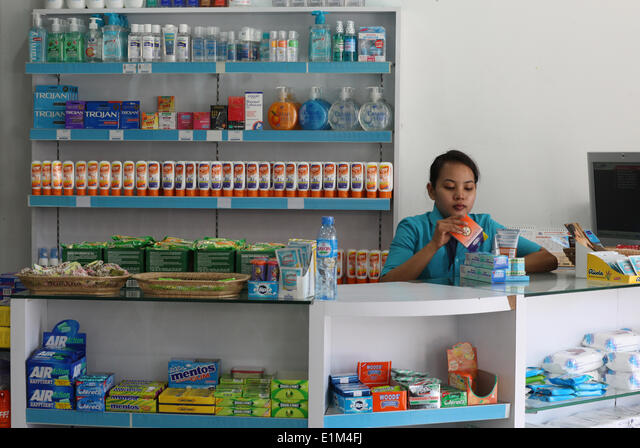66055chhem-boramy-pharmacy-02.jpg