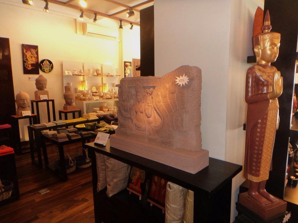 66560artisans-angkor-02.jpg