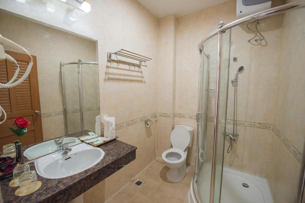 67552homesyn-hotel-02.jpg