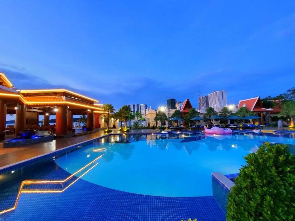 67742try-palace-resort-sihanoukville-03.jpg