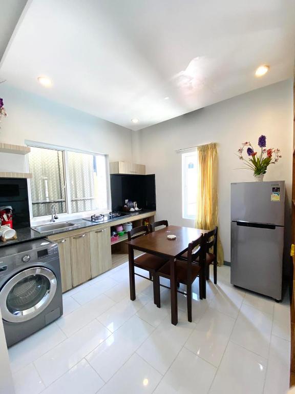 68864white-residence-hotel-03.jpg