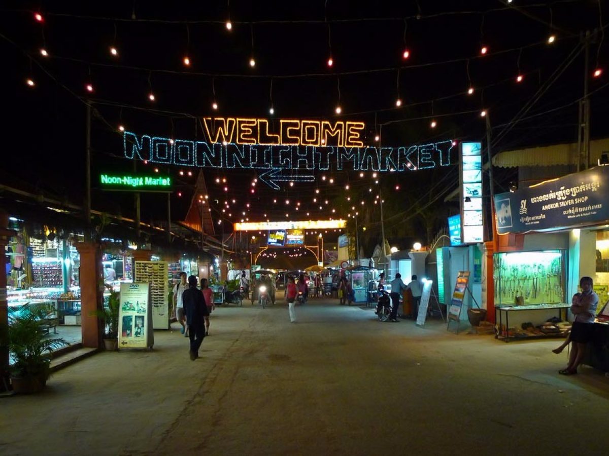 69332siem-reap-art-center-night-market-04.jpg